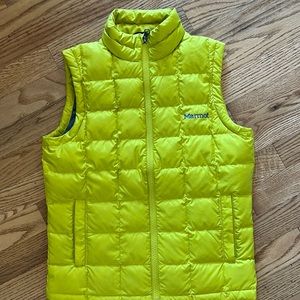 Ladies size Medium Marmot puffer vest.